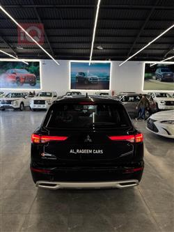 ميتسوبيشي اوتلاندر